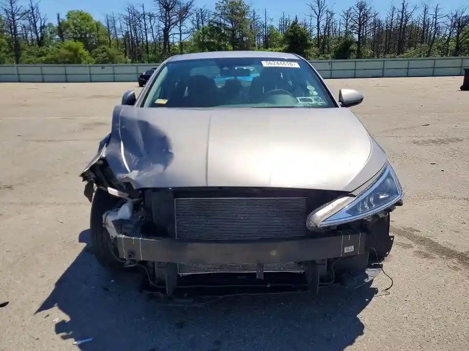 KMHD74LF2LU944931 2020 HYUNDAI ELANTRA SE-4