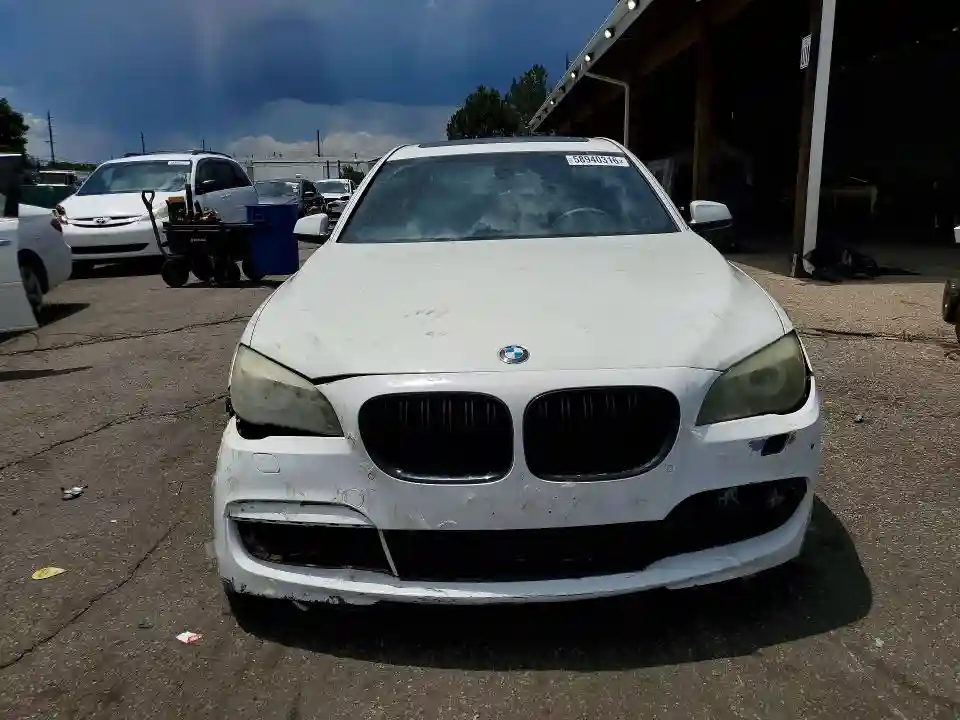 WBAKB8C50CC962615 2012 BMW 7 SERIES-4