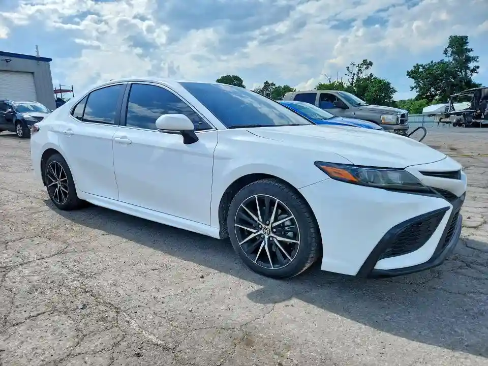 4T1G11AK3MU525906 2021 TOYOTA CAMRY-3