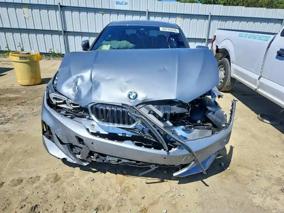 3MW89FF08P8D09733 2023 BMW 3 SERIES-4