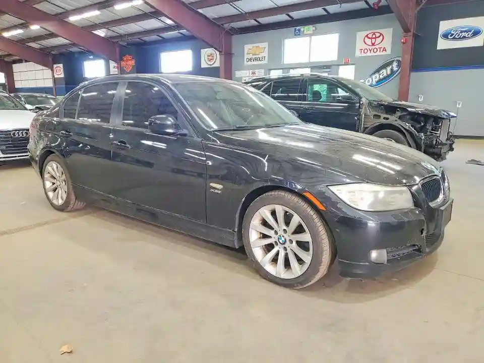 WBAPK5C51BA994021 2011 BMW 3 SERIES-3