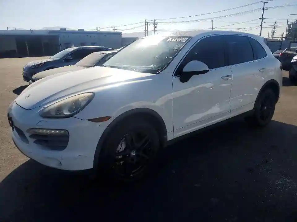 WP1AB2A25BLA42058 2011 PORSCHE CAYENNE-0