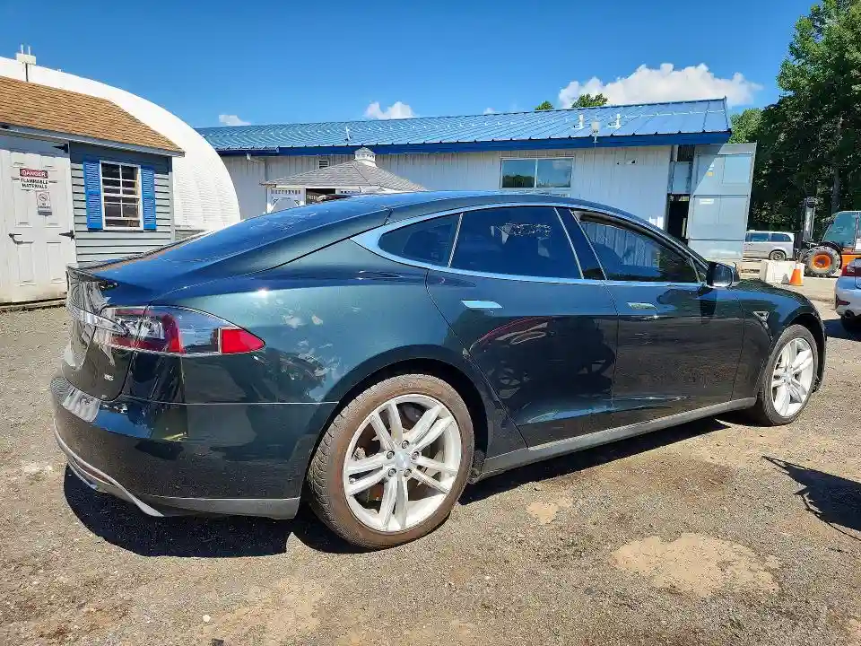 5YJSA1DN5DFP09094 2013 TESLA MODEL S-2