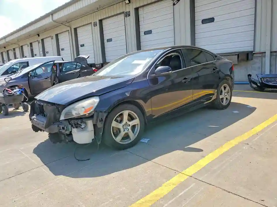 YV1612FS5D2224218 2013 VOLVO S60-0