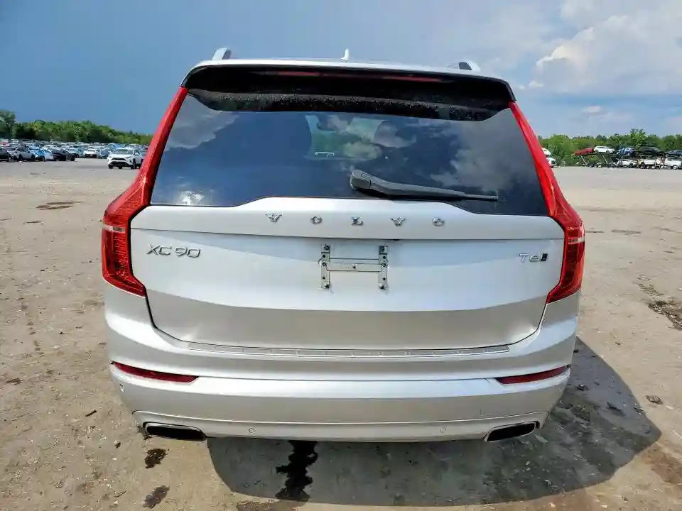 YV4A22PK3J1325851 2018 VOLVO XC90-5