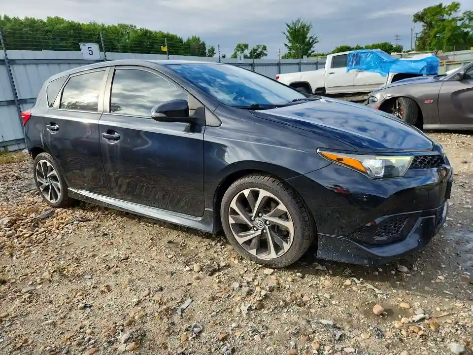 JTNKARJE8JJ566001 2018 TOYOTA COROLLA-3