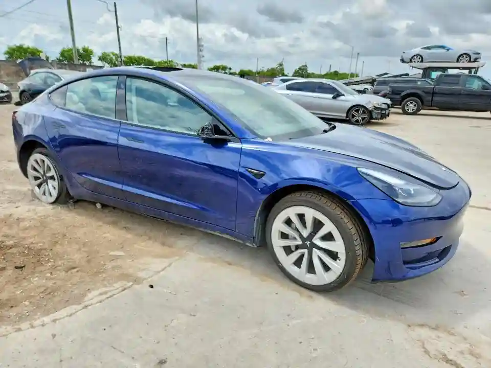 5YJ3E1EA7NF370506 2022 TESLA MODEL 3-3