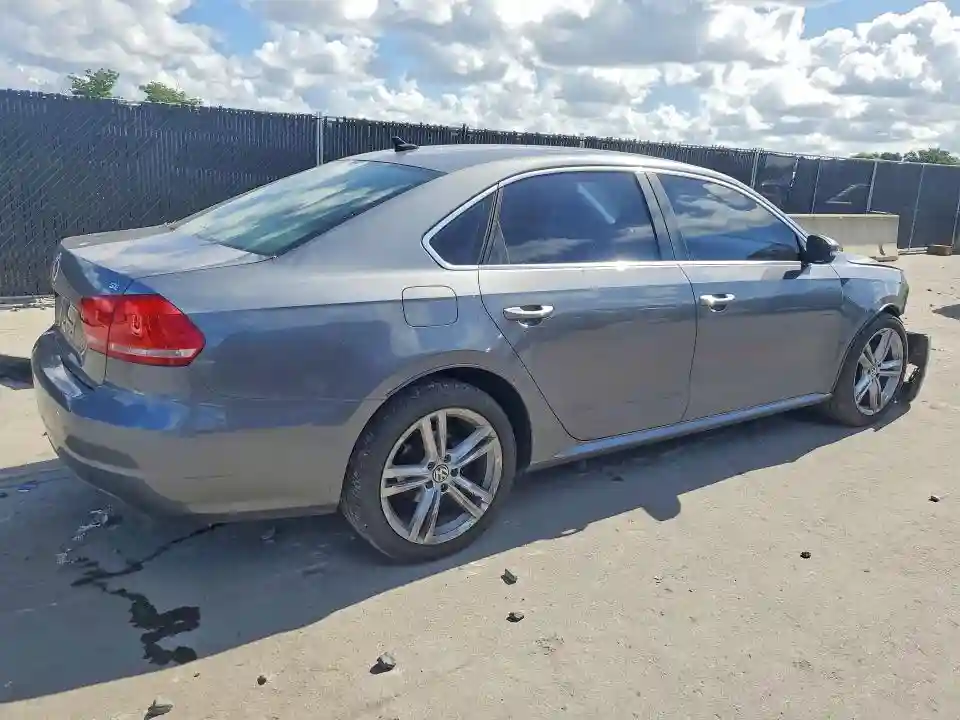 1VWBH7A35EC014188 2014 VOLKSWAGEN PASSAT-2