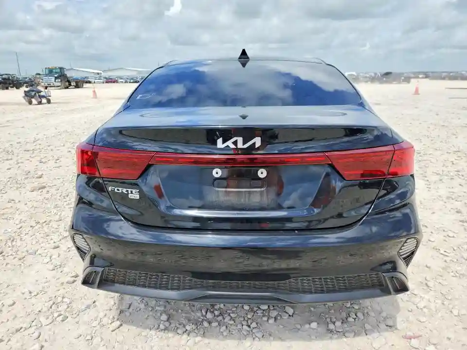 3KPF24AD6PE677519 2023 KIA FORTE-5