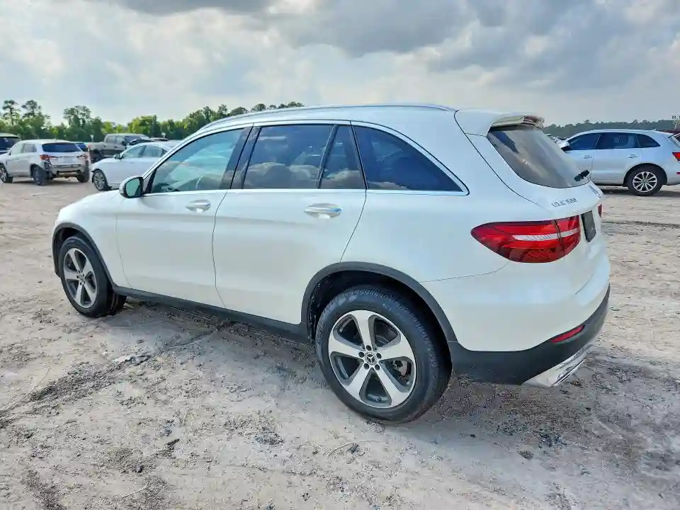 WDC0G4JBXHF253428 2017 MERCEDES-BENZ GLC-CLASS-1