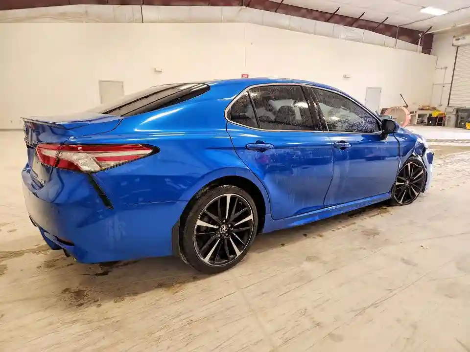 4T1B61HKXJU020149 2018 TOYOTA CAMRY-2