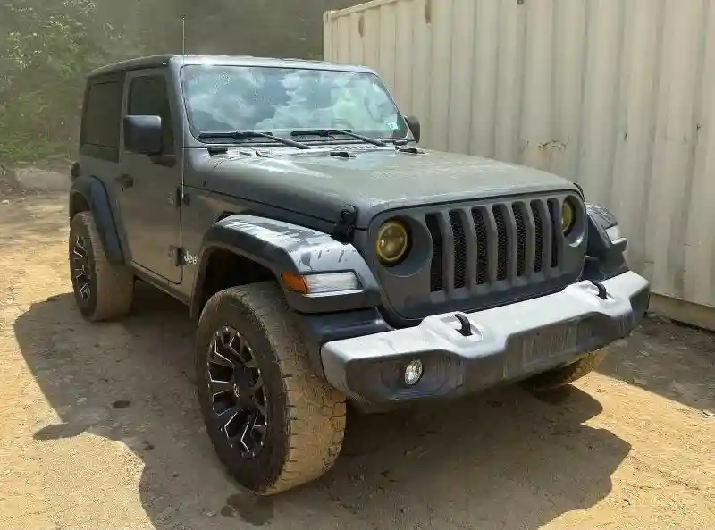 1C4GJXAN7JW221947 2018 JEEP WRANGLER-0