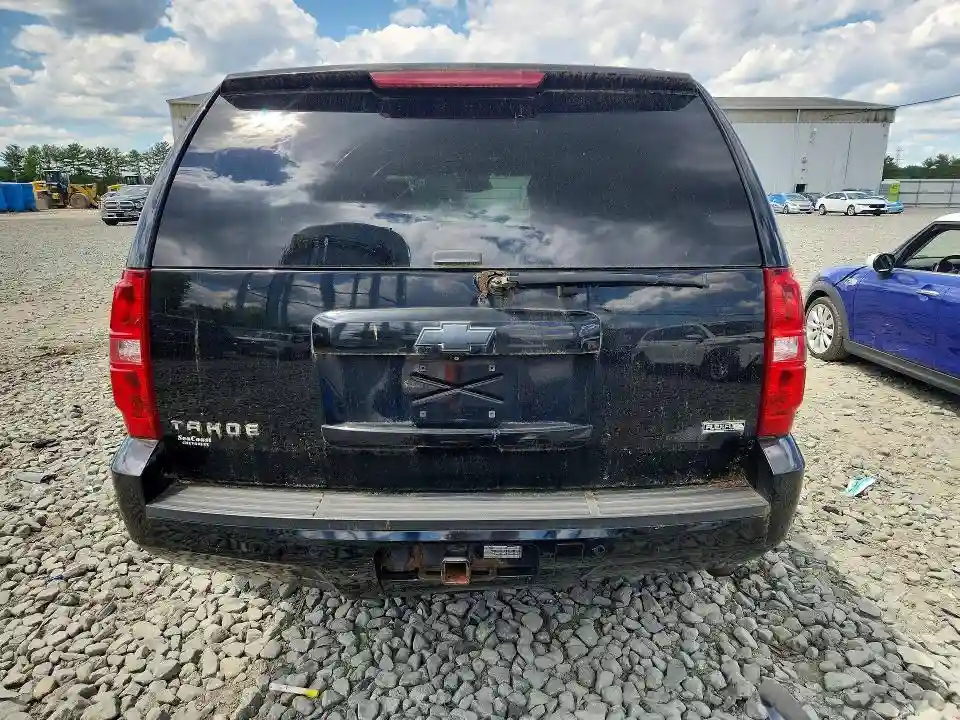 1GNUKBE00AR250665 2010 CHEVROLET TAHOE-5