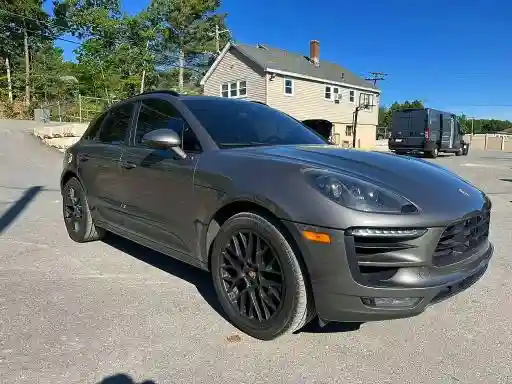 WP1AG2A59JLB62102 2018 PORSCHE MACAN-3