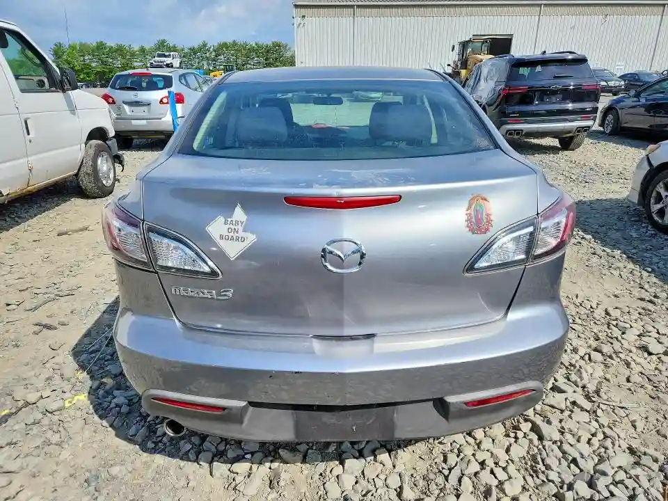 JM1BL1SG3A1145884 2010 MAZDA 3-5