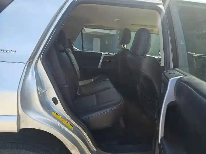 JTEZU5JR4J5165863 2018 TOYOTA 4RUNNER-5