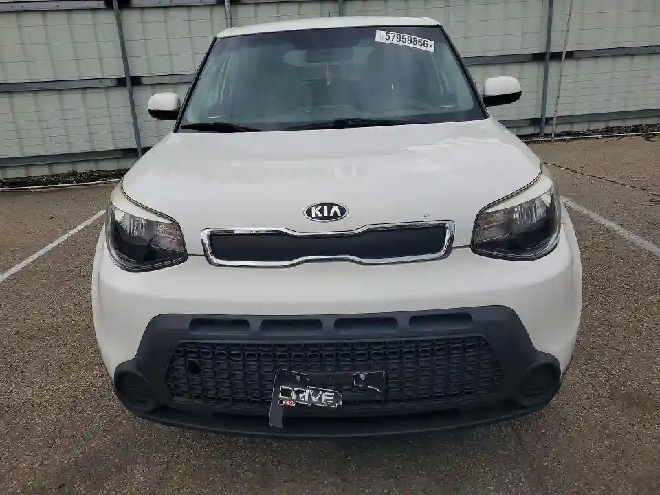 KNDJN2A2XG7843898 2016 KIA SOUL-4