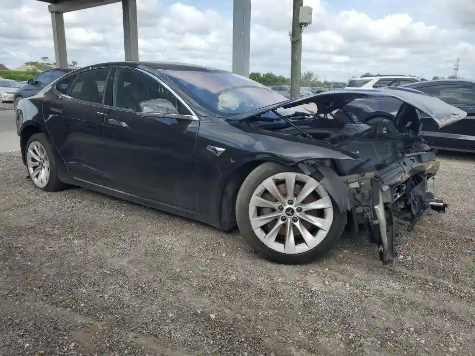 5YJSA1E23JF248719 2018 TESLA MODEL 3-3
