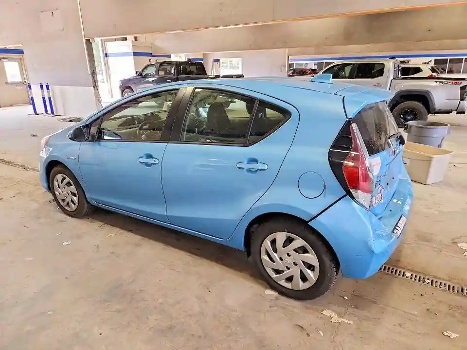 JTDKDTB38F1105670 2015 TOYOTA PRIUS-1