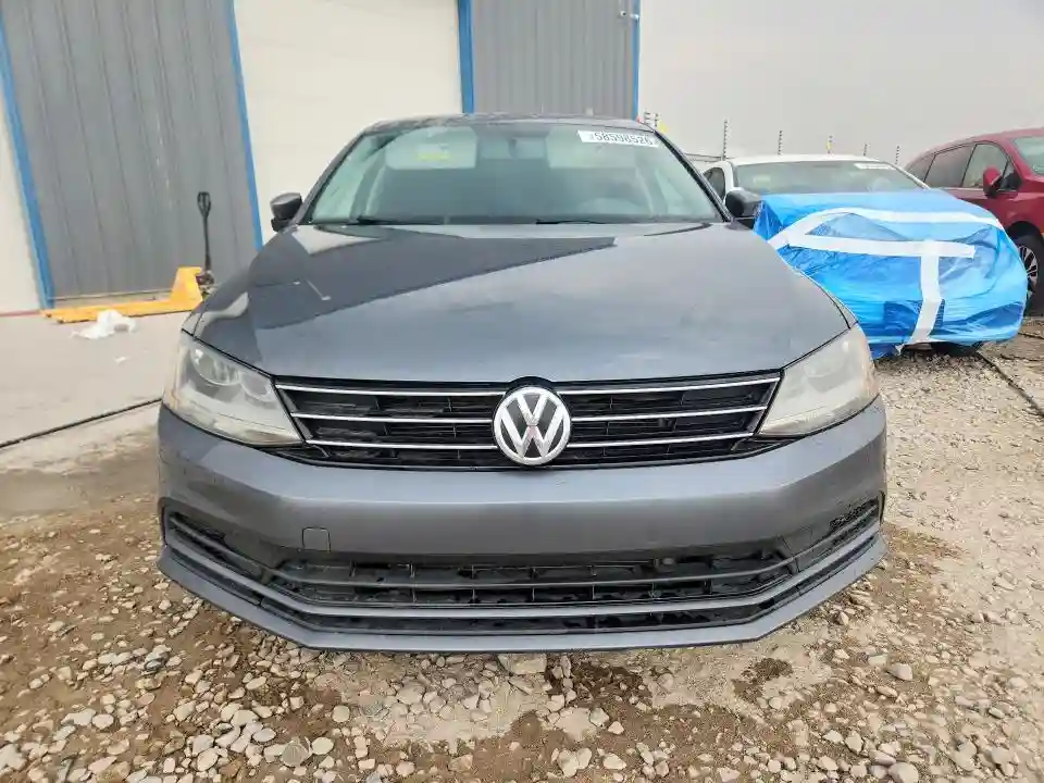 3VW2B7AJ8HM253074 2017 VOLKSWAGEN JETTA-4