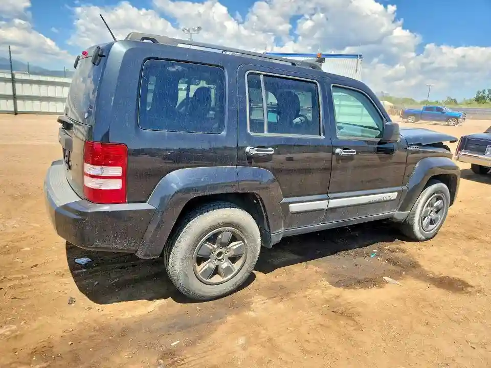 1C4PJMAK0CW138853 2012 JEEP LIBERTY-2