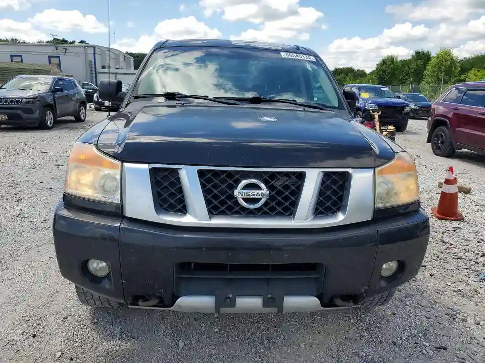1N6BA0EC8EN504506 2014 NISSAN TITAN-4