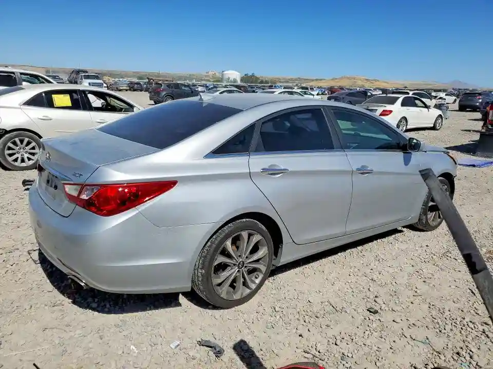 5NPEC4AB5DH779375 2013 HYUNDAI SONATA-2