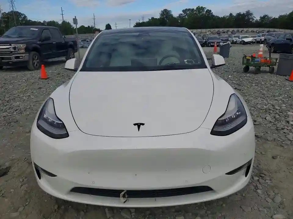 5YJYGAEE1MF195414 2021 TESLA MODEL Y-4