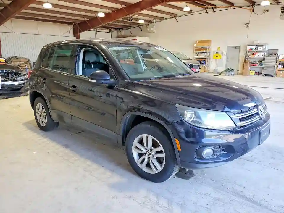 WVGAV7AX3CW520684 2012 VOLKSWAGEN TIGUAN-3