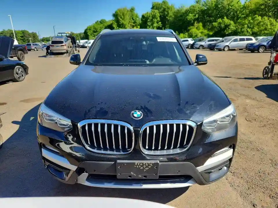 5UXTR9C58KLD94347 2019 BMW X3-4