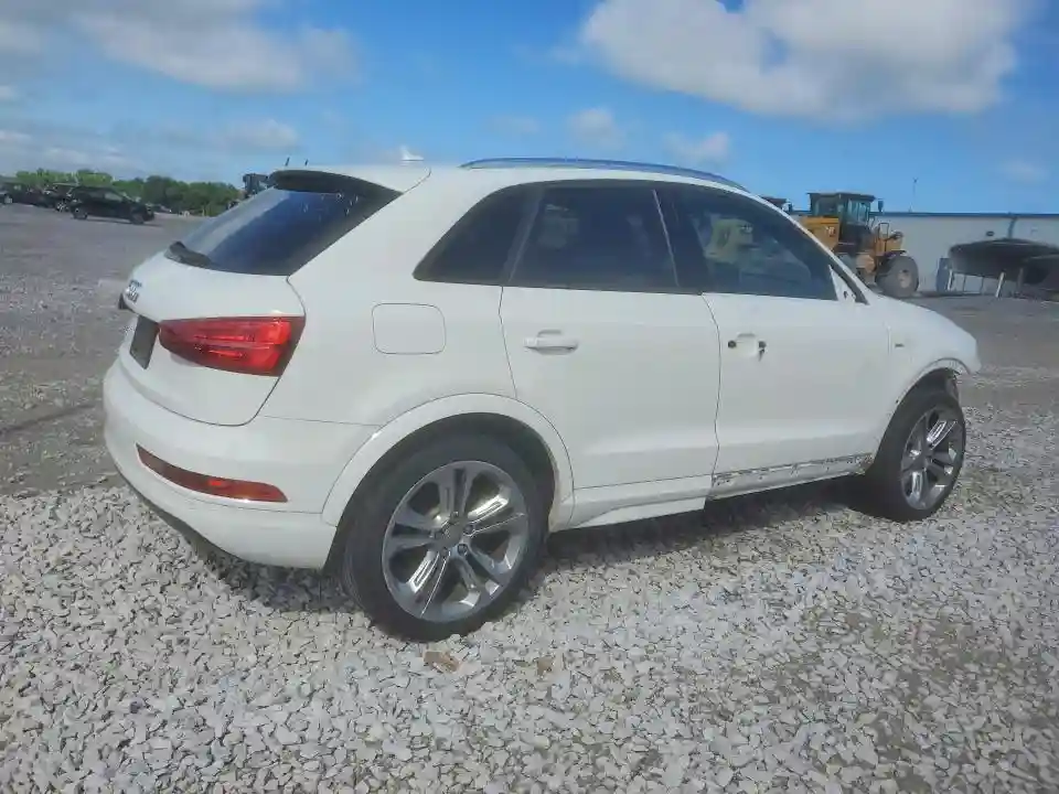 WA1BCCFS0JR034697 2018 AUDI Q3-2