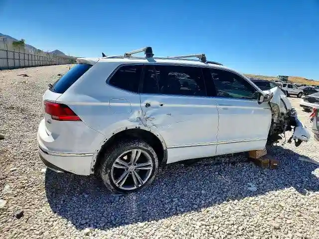 3VV2B7AX4JM163533 2018 VOLKSWAGEN TIGUAN-2