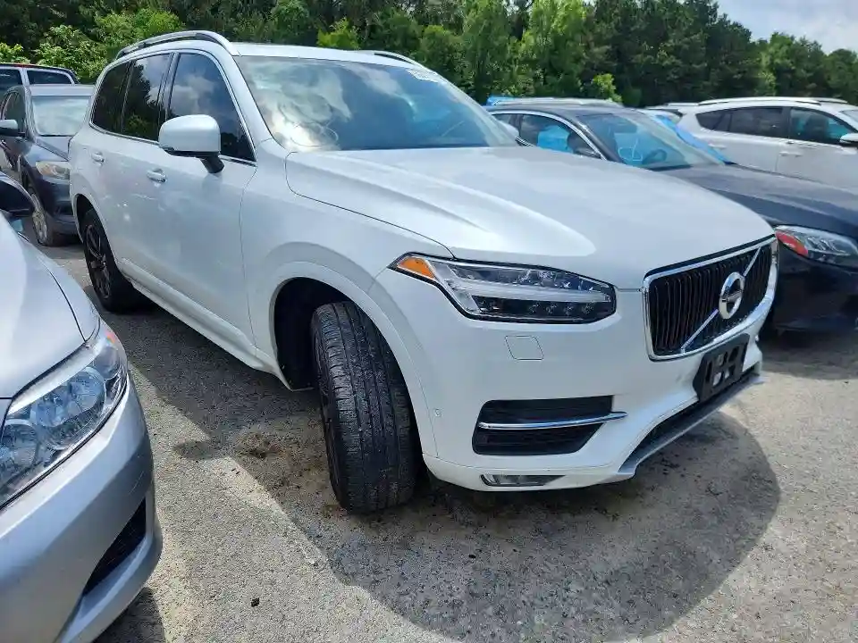 YV4A22PK1J1195469 2018 VOLVO XC90-3