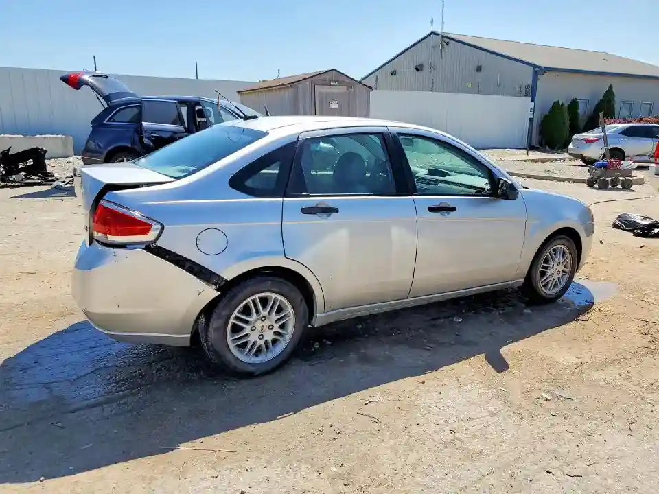1FAHP3FNXBW187191 2011 FORD FOCUS-2