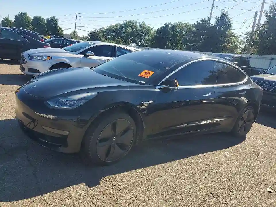 5YJ3E1EA2KF297623 2019 TESLA MODEL 3-0