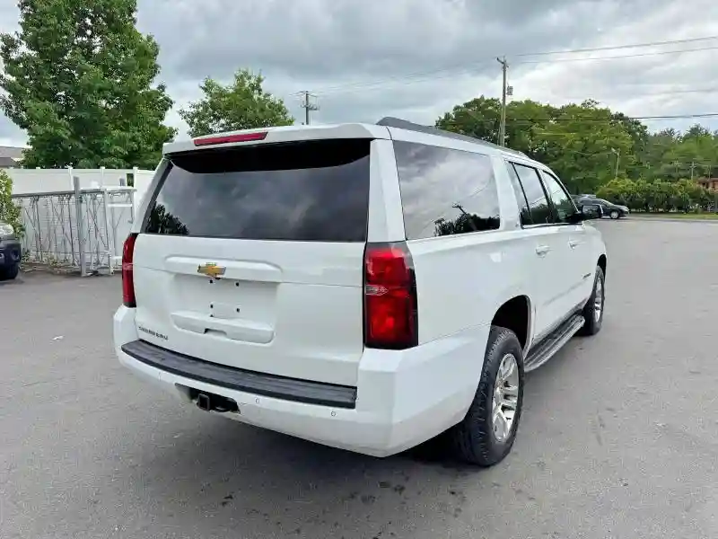 1GNSKHKC1KR273818 2019 CHEVROLET SUBURBAN-2