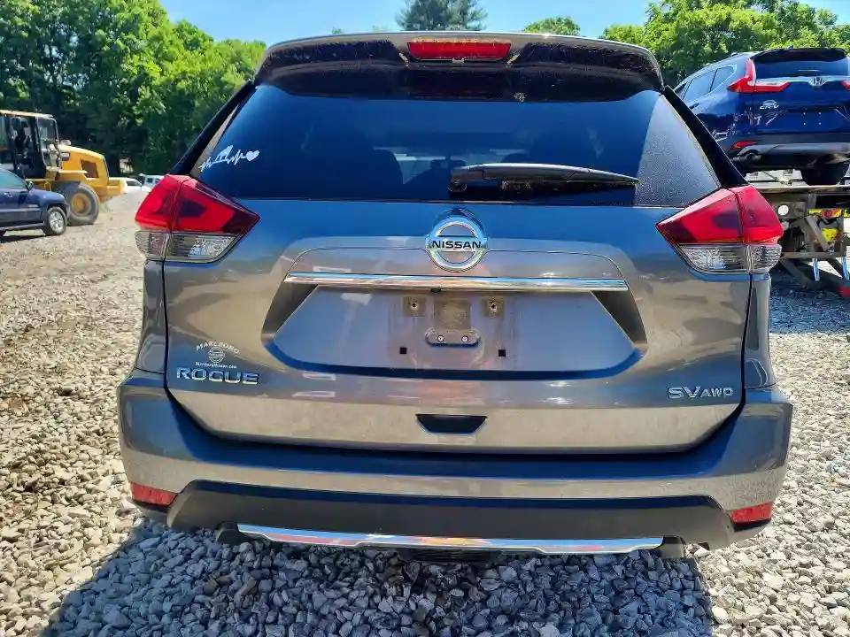 JN8AT2MV3JW340517 2018 NISSAN ROGUE-5