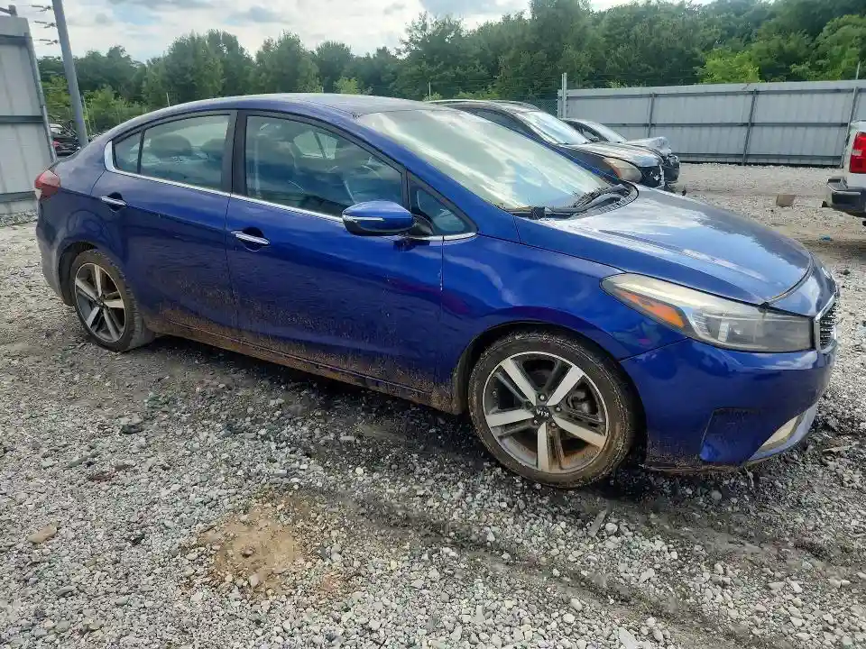 3KPFL4A81JE208653 2018 KIA FORTE-3