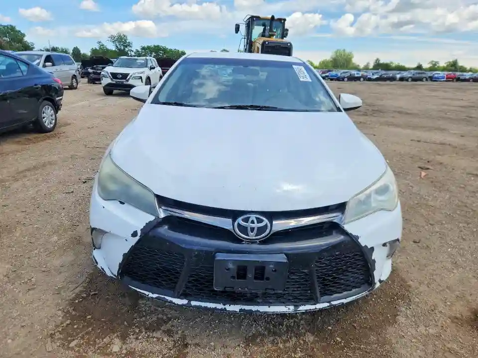 4T1BF1FK0FU034524 2015 TOYOTA CAMRY-4