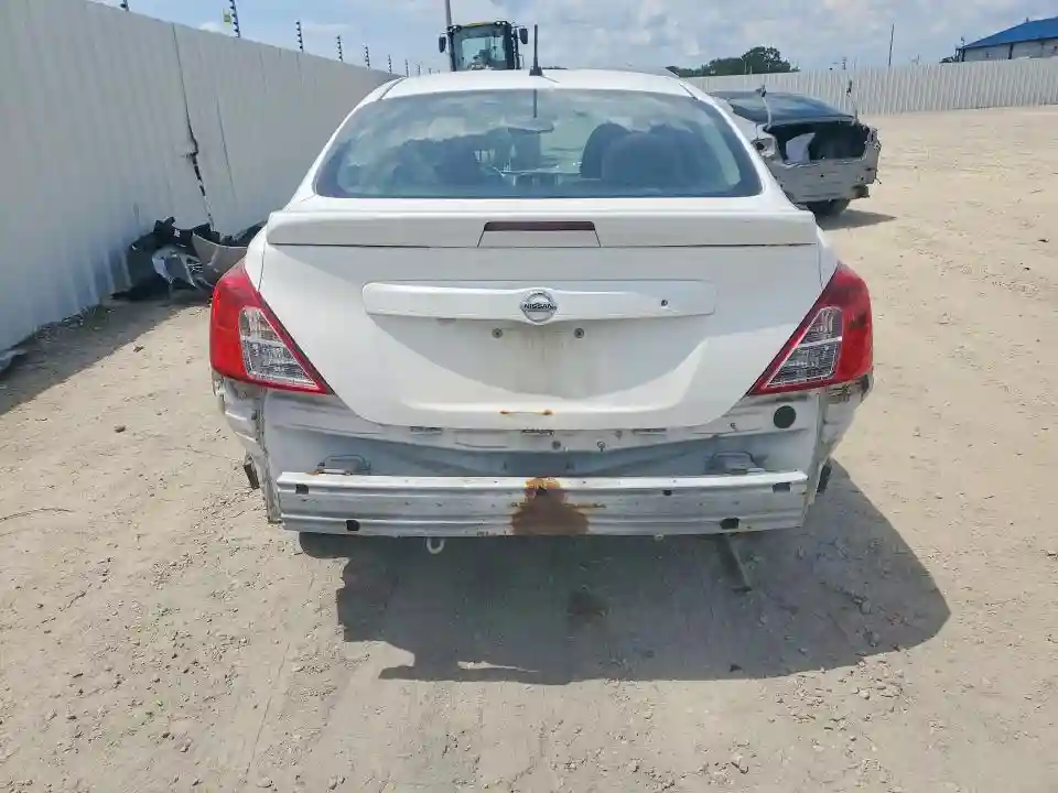 3N1CN7AP5HK412988 2017 NISSAN VERSA-5