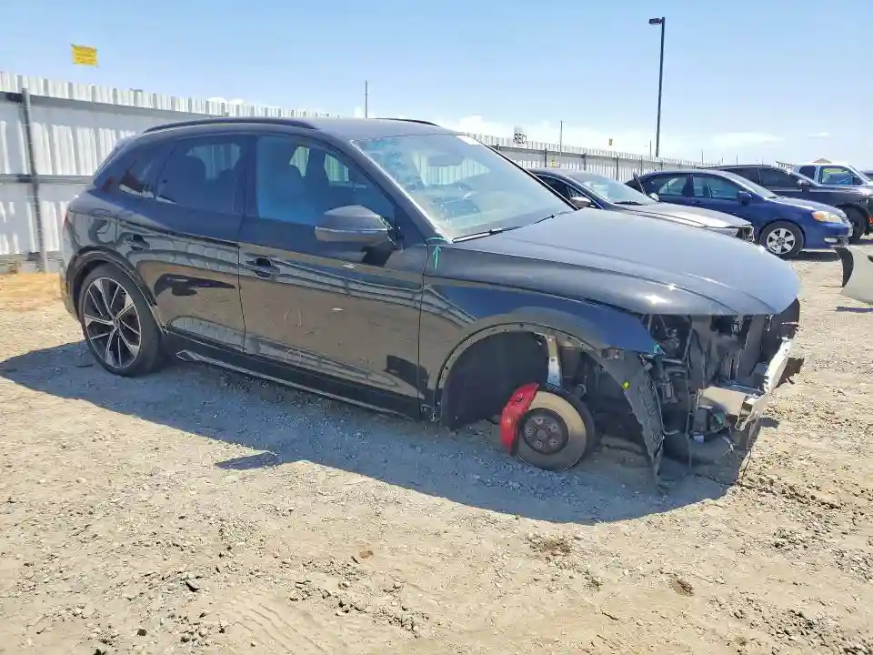 WA1C4AFY4P2169256 2023 AUDI SQ5-3