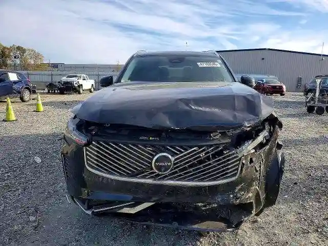 YV4062PB1S1366853 2025 VOLVO XC90-4