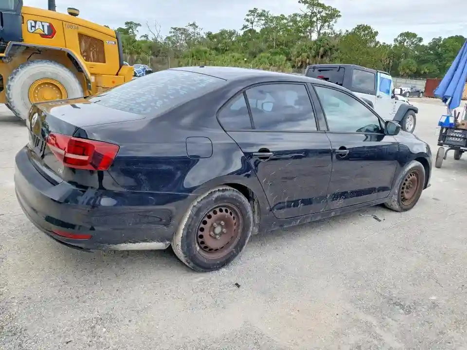 3VW267AJ9GM381679 2016 VOLKSWAGEN JETTA-2