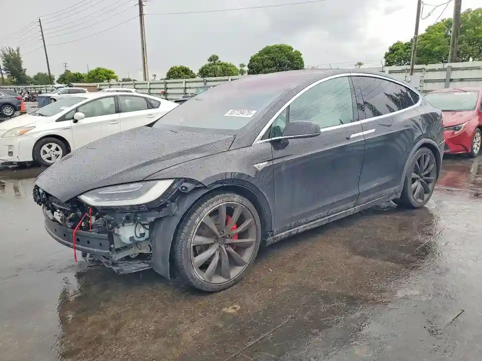 5YJXCAE43GF003686 2016 TESLA MODEL X-0
