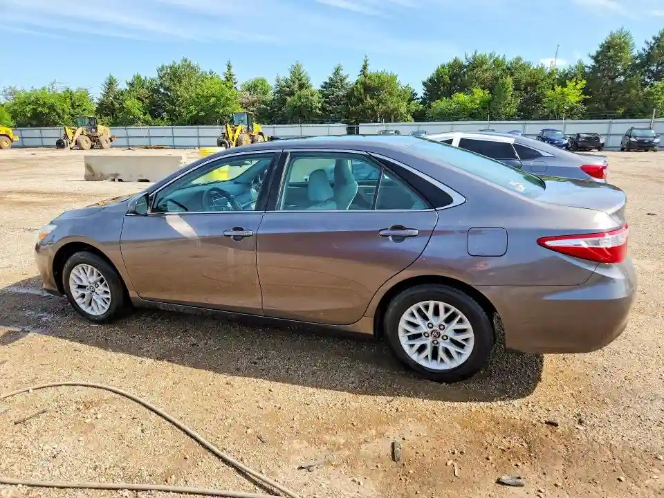 4T1BF1FK1GU228772 2016 TOYOTA CAMRY-1