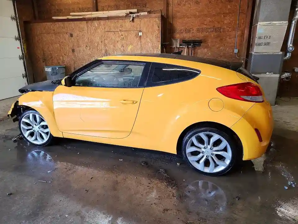 KMHTC6AD2CU078667 2012 HYUNDAI VELOSTER-1
