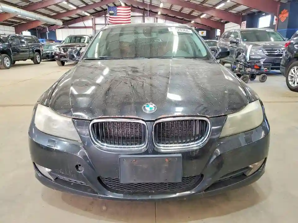 WBAPK5C51BA994021 2011 BMW 3 SERIES-4