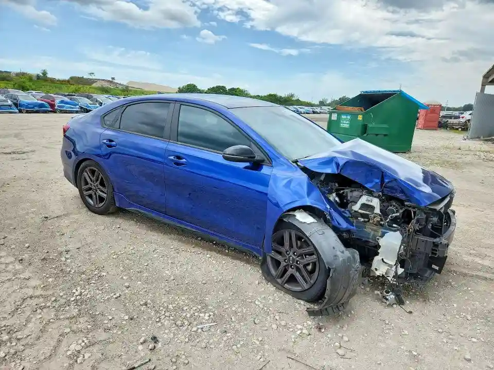 3KPF34ADXME406309 2021 KIA FORTE-3