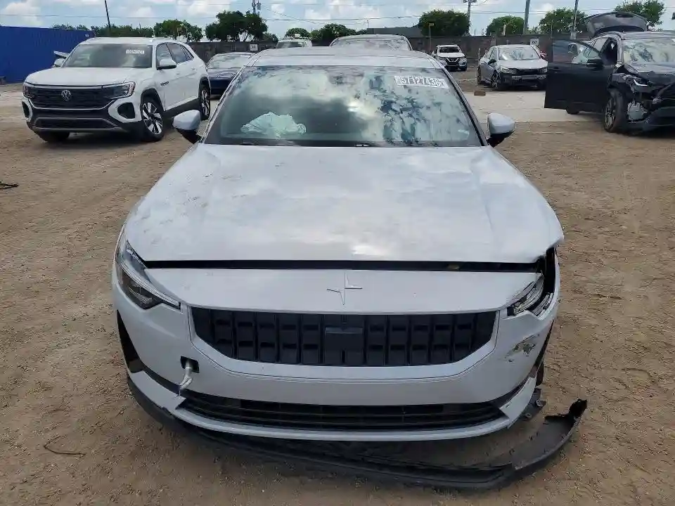 YSMED3KAXPL130236 2023 POLESTAR 2-4