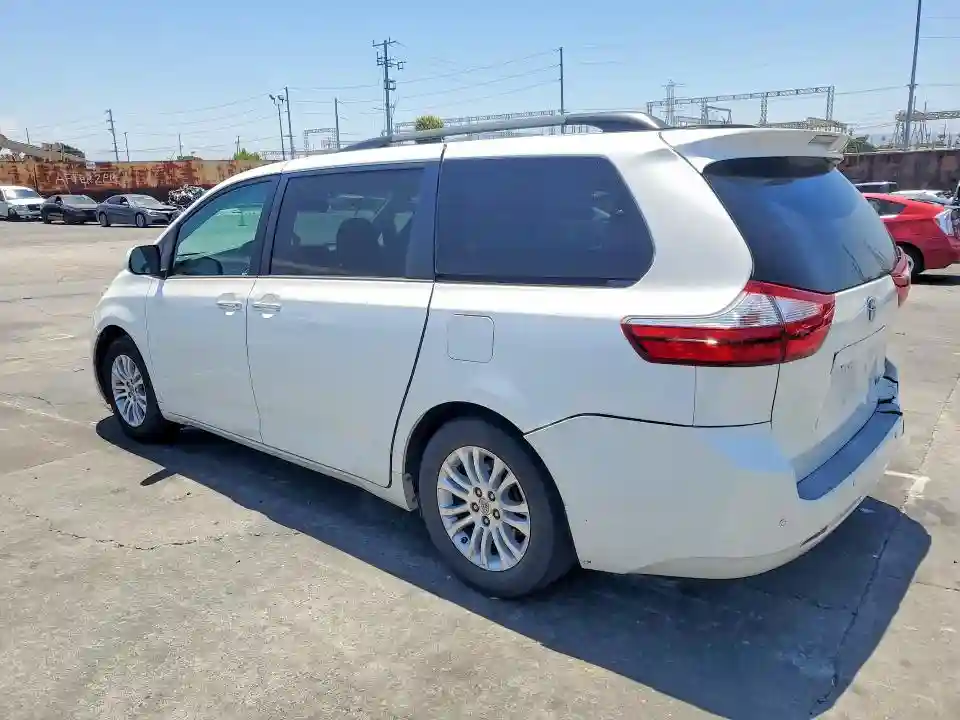 5TDYK3DC9FS541444 2015 TOYOTA SIENNA-1